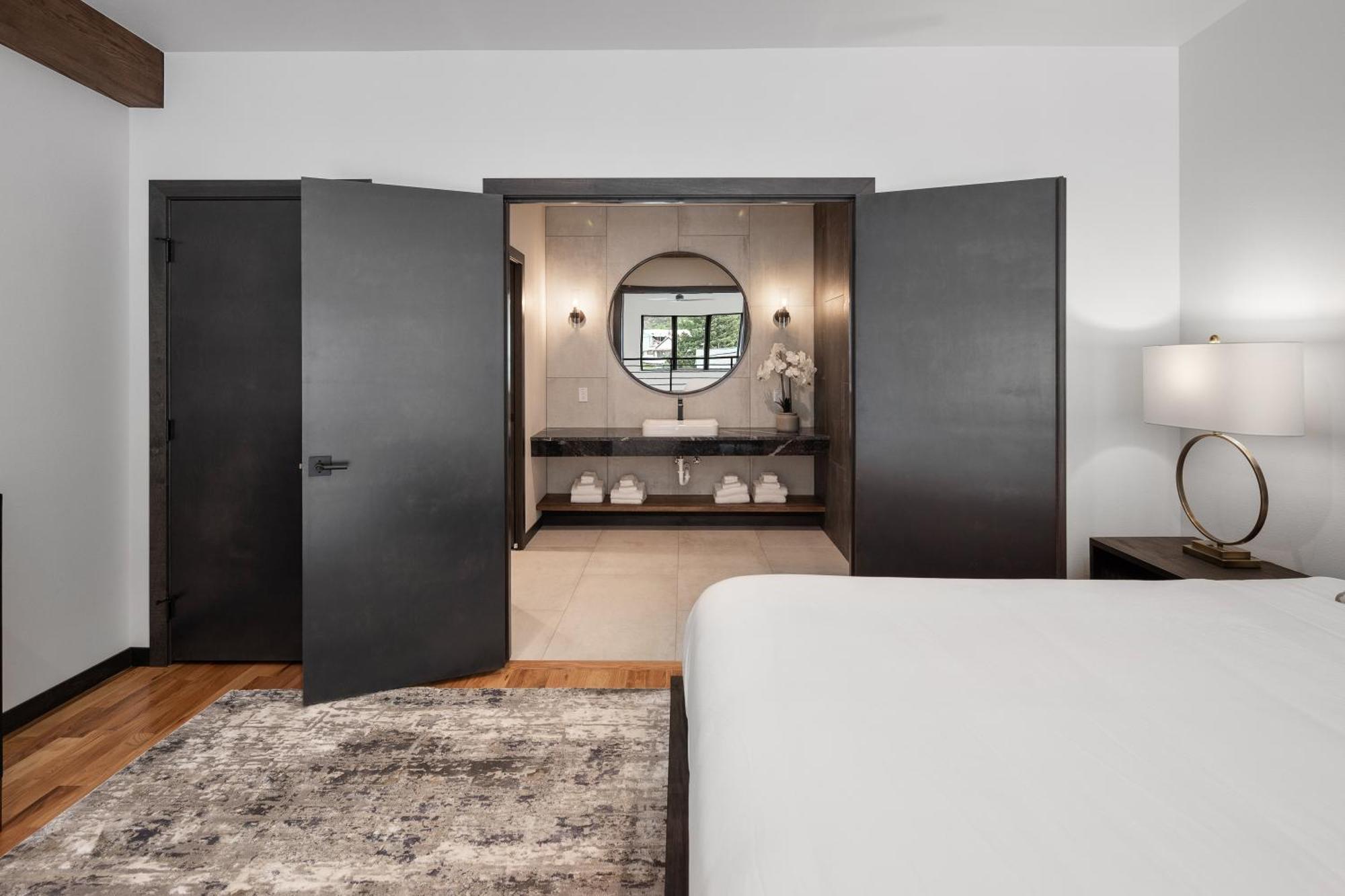 Apartmán Mcgregor & Main - Luxury Lofts Hill City Exteriér fotografie