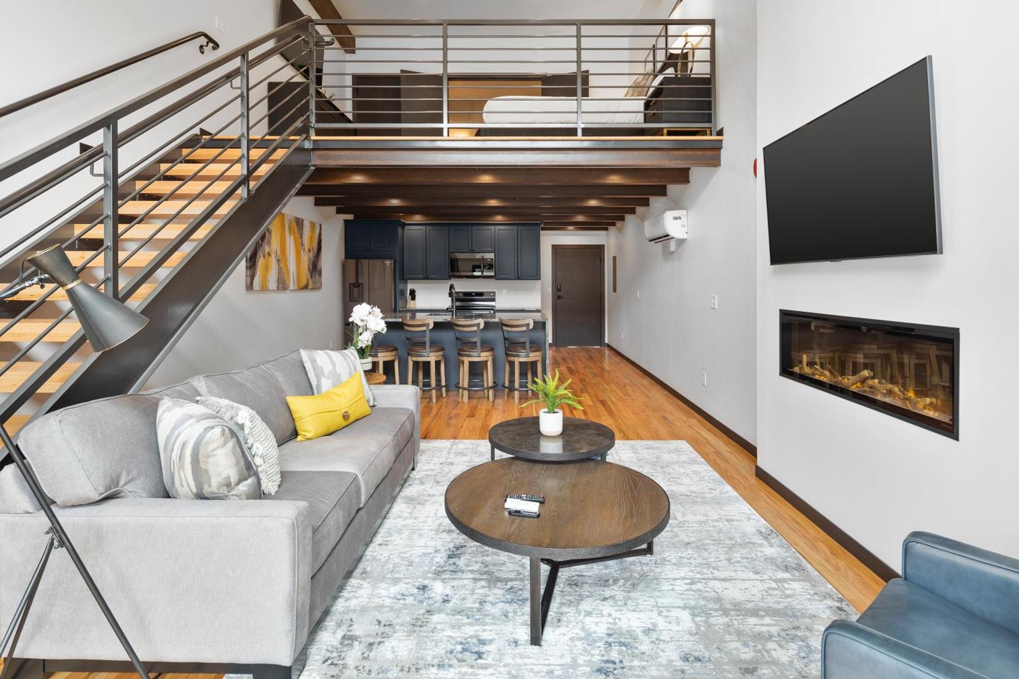 Apartmán Mcgregor & Main - Luxury Lofts Hill City Exteriér fotografie