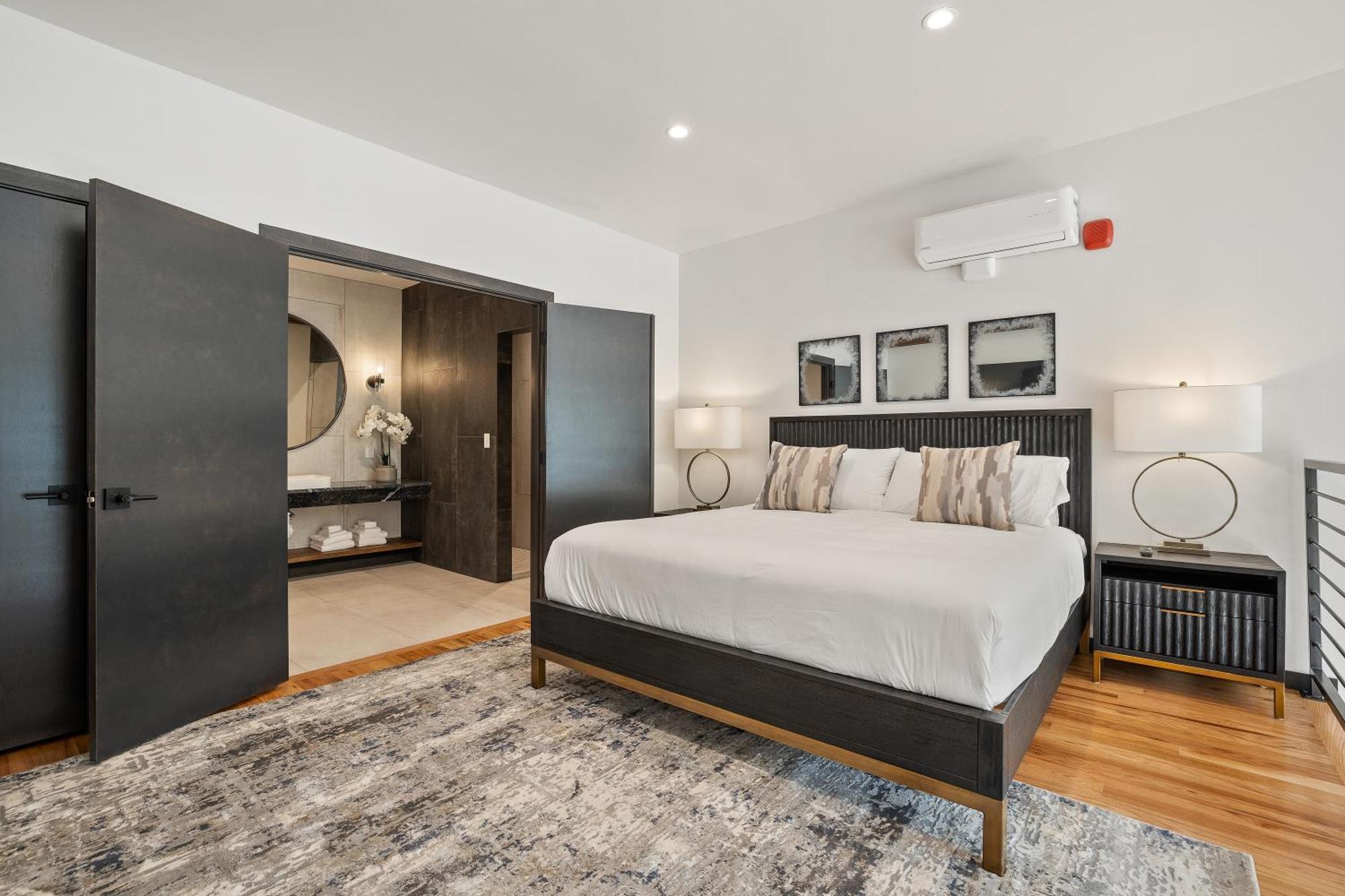 Apartmán Mcgregor & Main - Luxury Lofts Hill City Exteriér fotografie