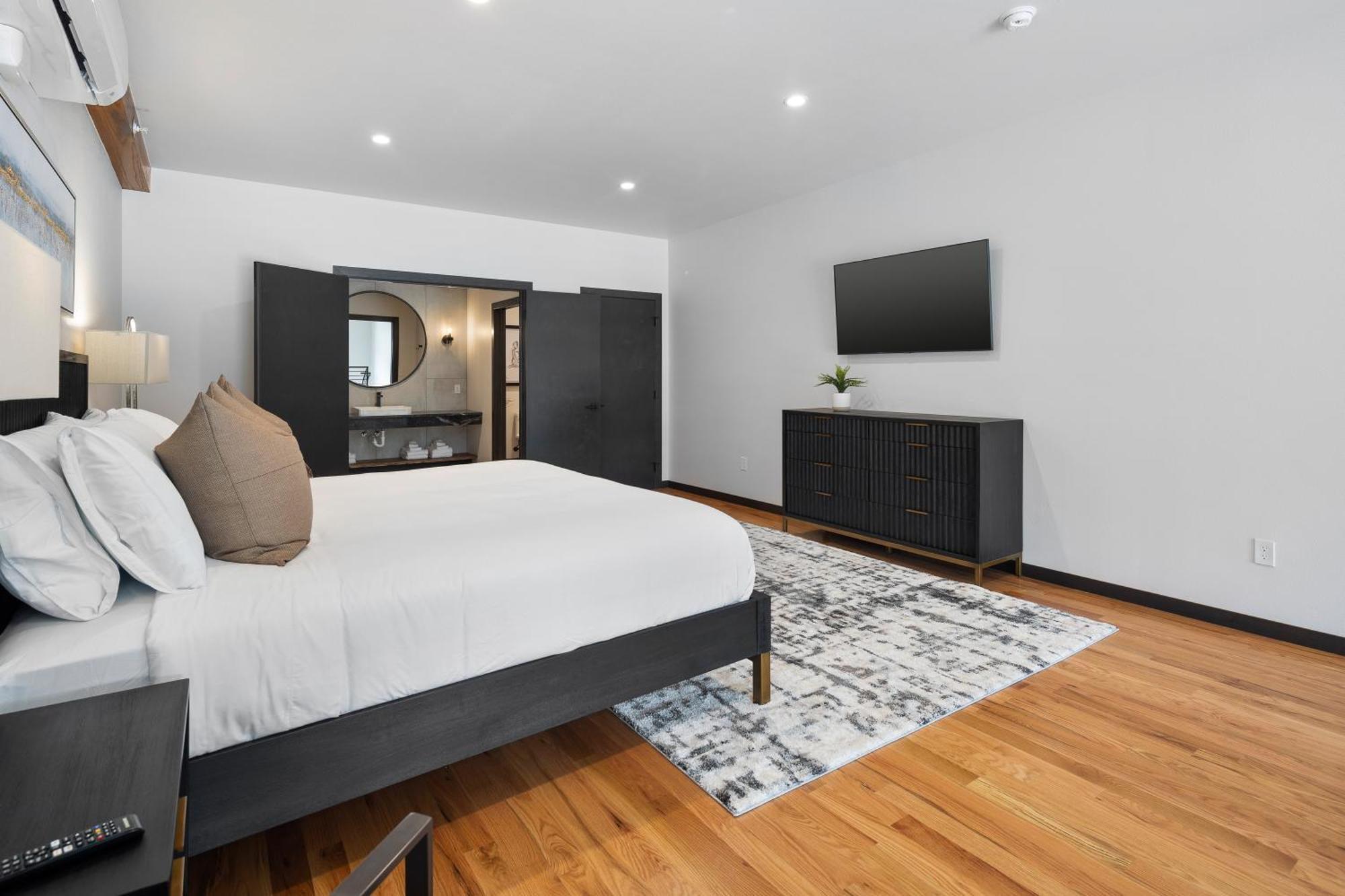 Apartmán Mcgregor & Main - Luxury Lofts Hill City Exteriér fotografie