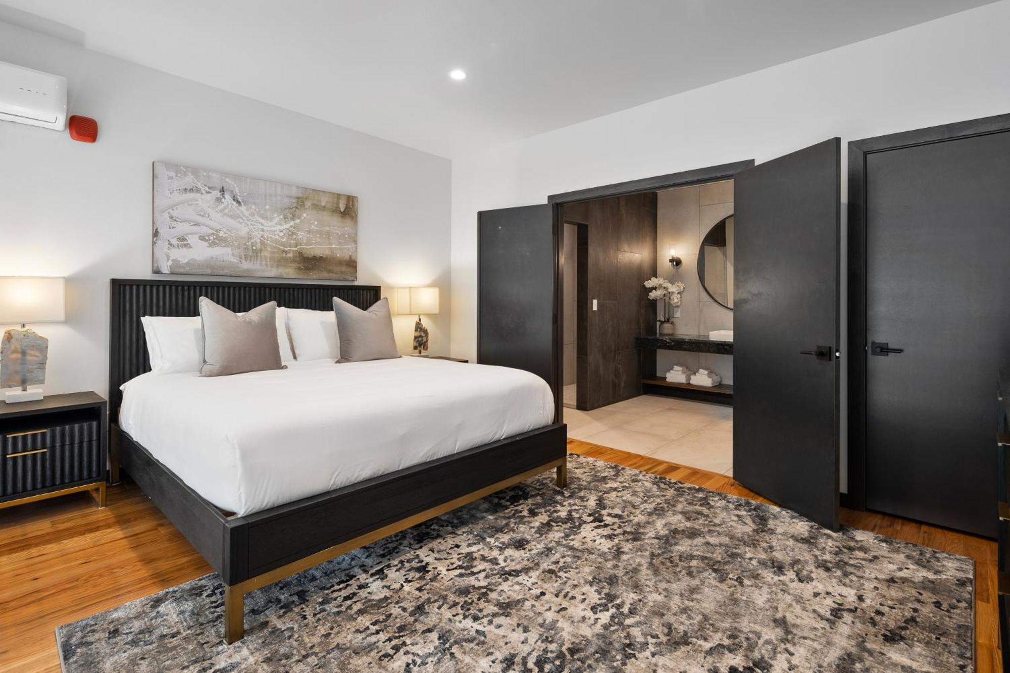 Apartmán Mcgregor & Main - Luxury Lofts Hill City Exteriér fotografie